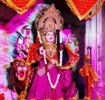 सिकंदराराऊ : नवरात्रि के अंतिम दिन मंदिरों में उमड़ी श्रद्धालुओं की भीड़, भक्तों ने मां सिद्धिदात्री की उपासना की