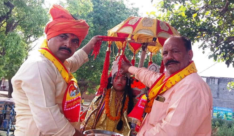 सिकंदराराऊ : बाजीदपुर में हनुमान जन्मोत्सव धूमधाम के साथ मनाया