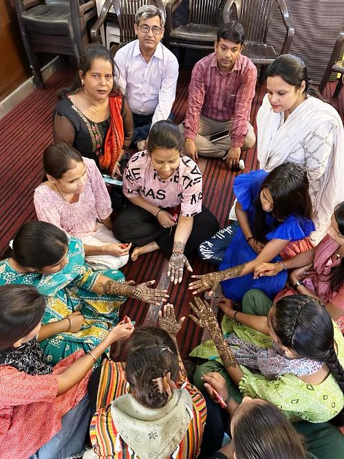 रोजगार भारती करवाचौथ को सौभाग्य महोत्सव के रूप में मनायेगी, जगह-जगह लगेंगे मेंहदी के स्टाल