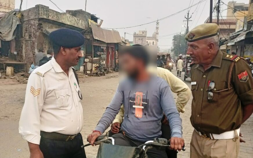 चैकिंग अभियान चलाकर ट्रैफिक पुलिस ने काटे 268 वाहनों के चालान