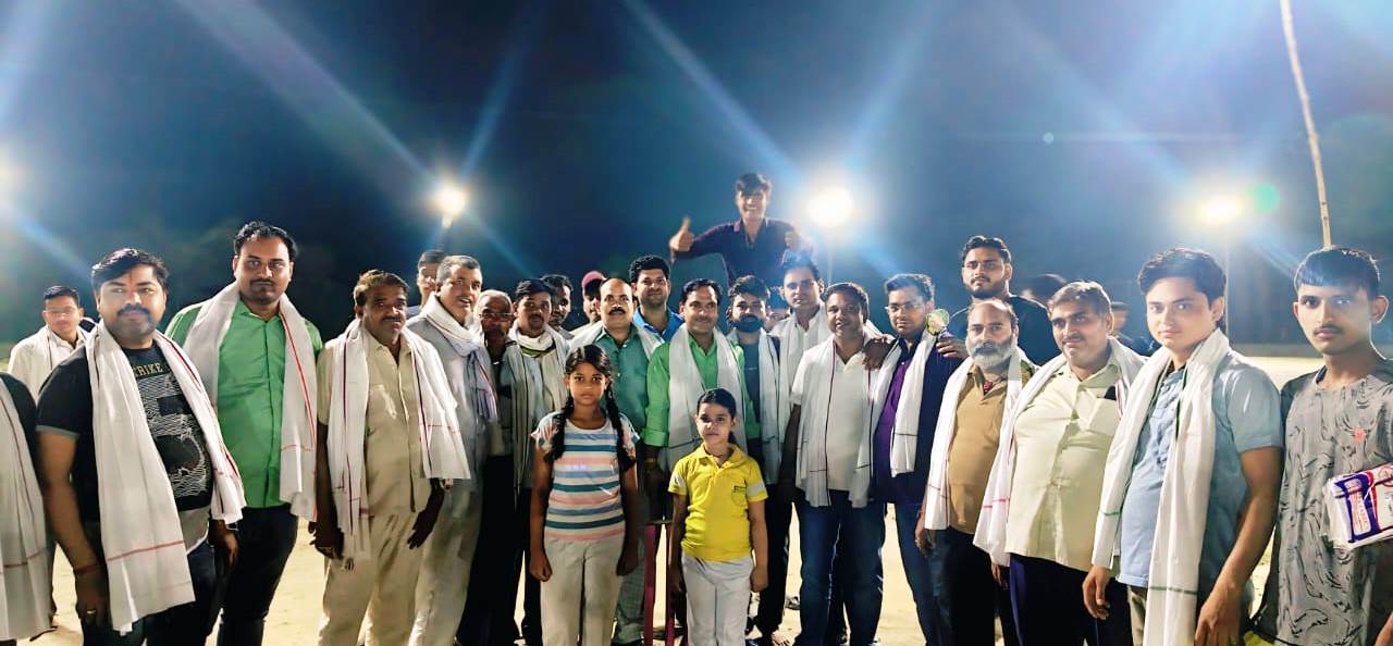 मानिकपुर में 5 से 25 मई तक नाइट क्रिकेट टूर्नामेंट का आयोजन, विजेताओं को मिलेंगे आकर्षक नकद पुरस्कार