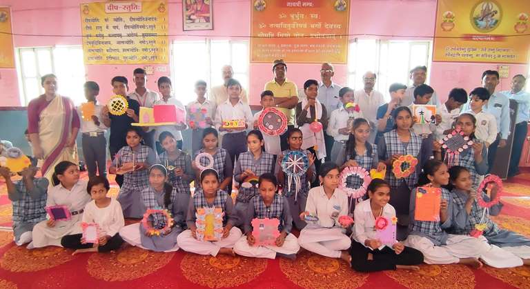 सिकंदराराऊ : सांस्कृतिक कार्यक्रमों के साथ सम्पन्न हुआ दस दिवसीय समर कैंप