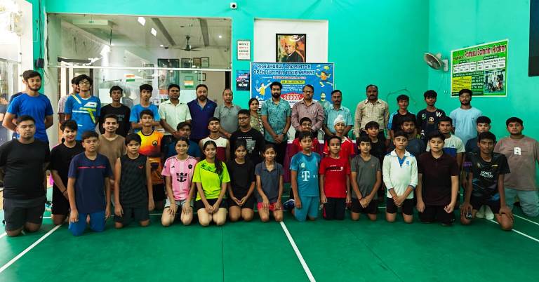 प्रभुकुल बैडमिंटन ओपन समर टूर्नामेंट का भव्य शुभारंभ, 150 से अधिक खिलाड़ियों ने लिया हिस्सा