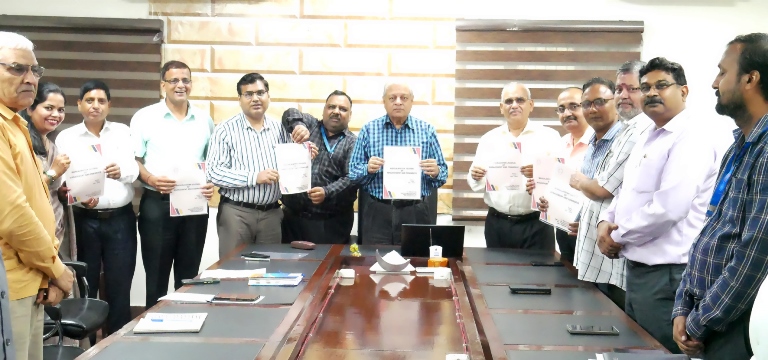 मंगलायतन विश्वविद्यालय में ‘मंगलायतन जर्नल ऑफ मैनेजमेंट एंड काॅर्मस’ का हुआ विमोचन