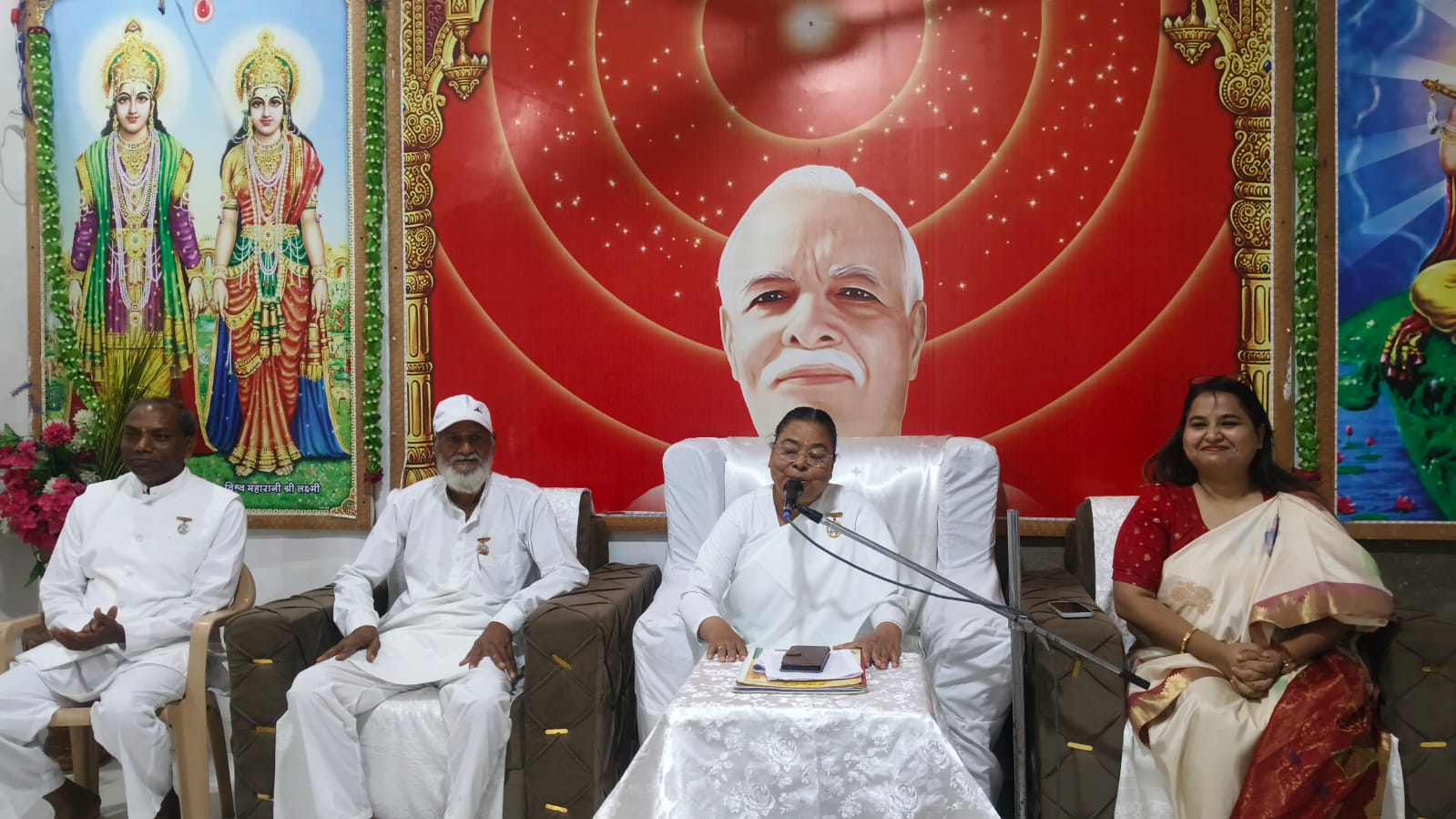 समाज में अलगाव का कारण बन रहा मोबाइल का अत्यधिक प्रयोग, ब्रह्माकुमारीज “शिव शक्ति भवन” में हुआ हैप्पीनेस अनलिमिटेड कार्यक्रम का आयोजन