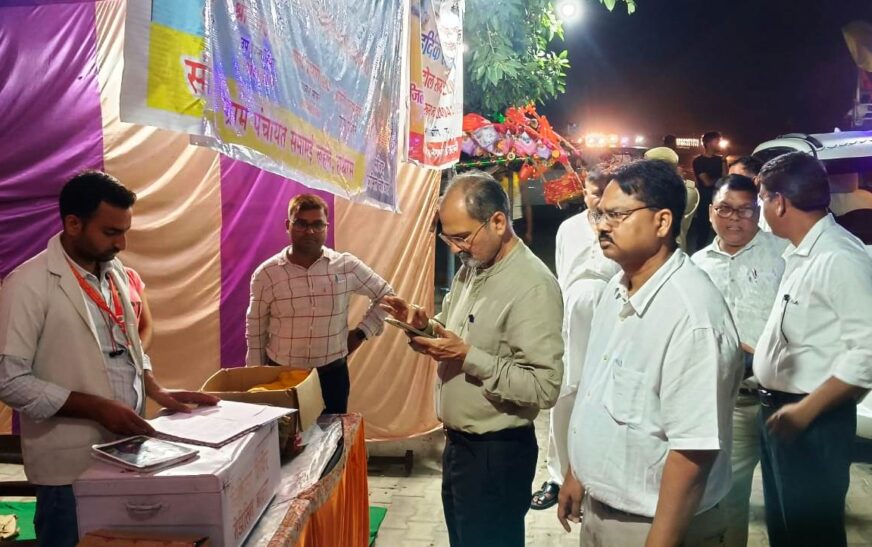 मुख्य विकास अधिकारी ने कावड़ शिविरों का किया निरीक्षण, पाई कई खामियां, दिए कड़े निर्देश