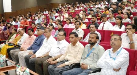 मंगलायतन विश्वविद्यालय सिर्फ शिक्षा का केंद्र नहीं, जीवन को नई दिशा देने का माध्यम, नवदीक्षा कार्यक्रम का चौथा दिवस उमंग व प्रेरणा के साथ संपन्न