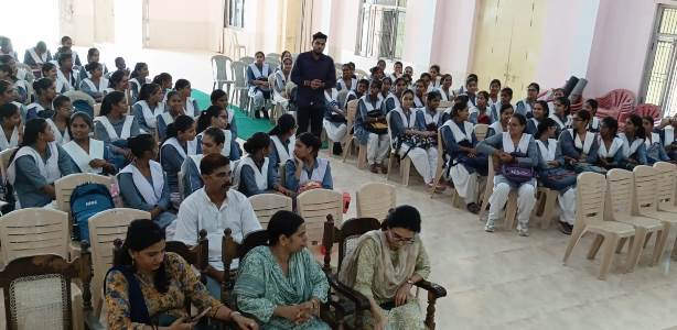 आरडी कन्या महाविद्यालय में साइबर क्राइम विषय पर जागरूकता सेमिनार आयोजित