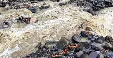 जम्मू कश्मीर के किश्तवाड़ में बादल फटने से मची तबाही, दो सीआईएसएफ कर्मियों समेत 46 की मौत, बचाव कार्य जारी