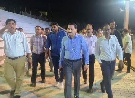 डीएम ने मेला पंडाल, दंगल स्थल सहित अन्य स्थानों का भ्रमण कर तैयारियों का जायजा लिया