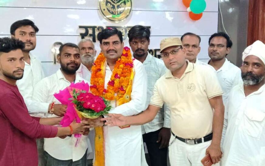 मछुआ समुदाय की समस्याओं को लेकर सभापति को सौंपा ज्ञापन, महर्षि कश्यप युवा संगठन ने की भेंट