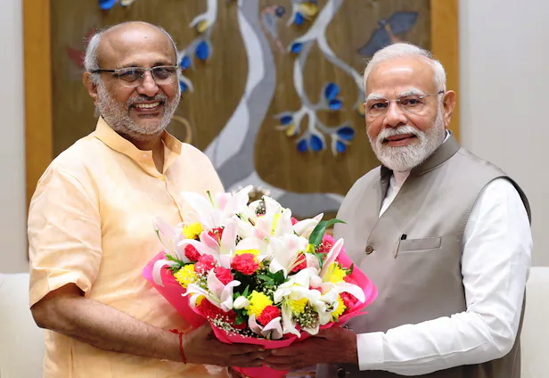 एनडीए उम्मीदवार सीपी राधाकृष्णन 452 वोट पाकर बने देश के 14वें उपराष्ट्रपति, 767 सांसदों ने डाला वोट, संख्या बल के आधार पर पहले से तय मानी जा रही थी एनडीए की जीत