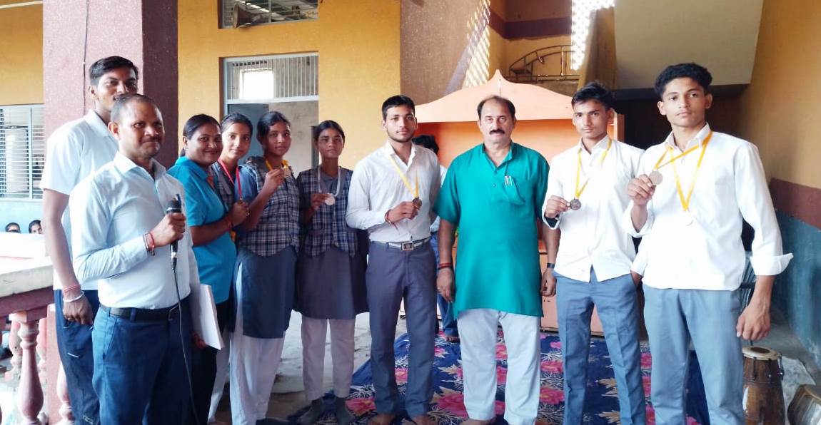 कासिमपुर पावर हाउस अलीगढ़ में संकुलीय खेलकूद प्रतियोगिता सम्पन्न