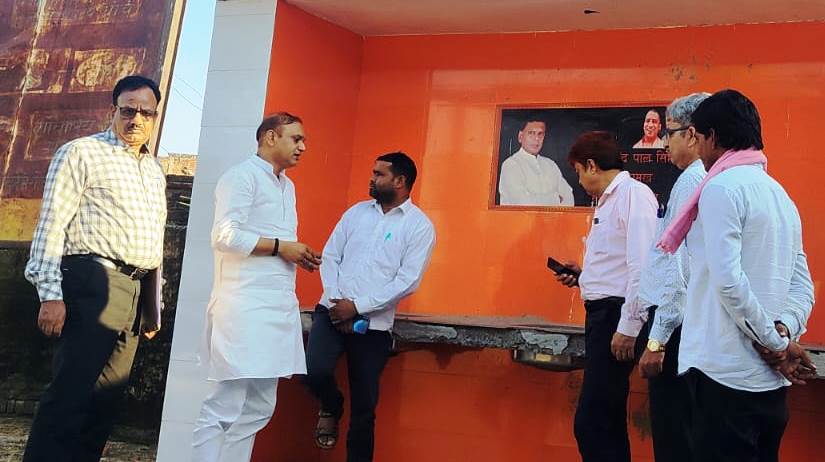 हसायन : विकासखंड कार्यालय में जांच दल को नहीं मिली पत्रावली, तीन सदस्यीय टीम बिना जांच किये वापस लौटी