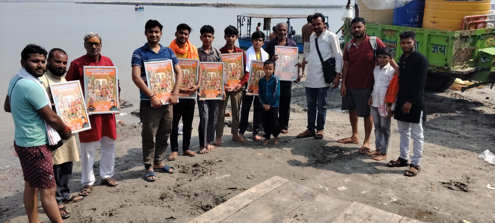 कछला गंगाघाट पर श्रीरामलीला महोत्सव के कलाकारों और आयोजकों का हुआ स्वागत
