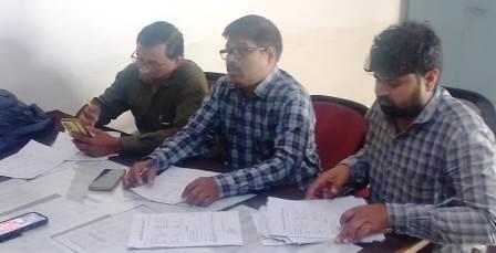 हसायन : सामूहिक विवाह समारोह से पूर्व आवेदन पत्रों की जांच, पात्र लाभार्थियों की सूची होगी तैयार