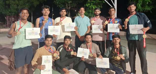 जोनल स्पोर्ट्स फेस्ट में जीएल बजाज के विद्यार्थियों का जलवा, चार स्वर्ण और तीन रजत सहित जीते कुल सात पदक