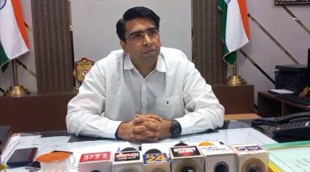 जन समस्याओं का निस्तारण केवल औपचारिकता नहीं बल्कि प्राथमिकता होनी चाहिए : डीएम