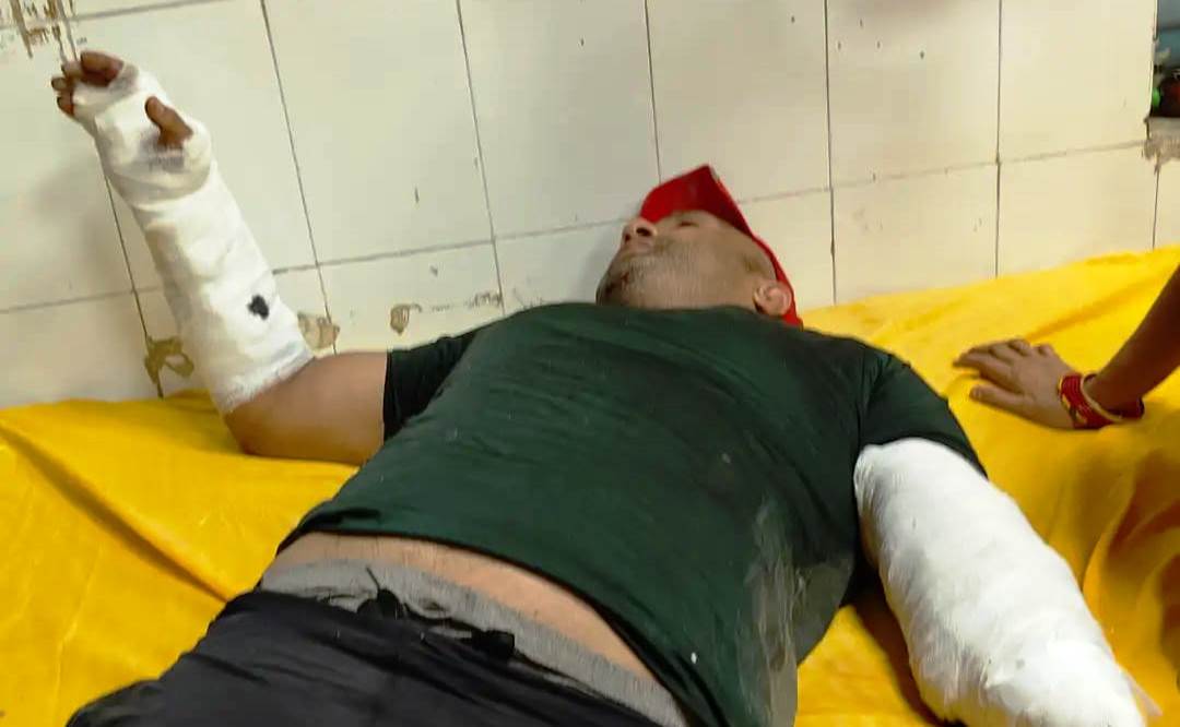 हाथरस में विश्व हिंदू महासंघ के कार्यकर्ता पर धारदार हथियारों से दिनदहाड़े हमला, पुलिस तलाश में जुटी