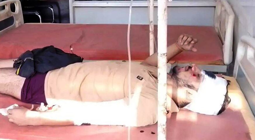 कुत्ते से टकराकर बाइक सवार युवक घायल, सादाबाद में मथुरा रोड पर गांव मँस्या के निकट हुआ हादसा