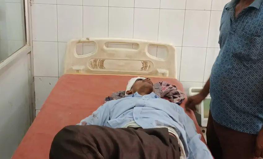 सादाबाद : तेज रफ्तार कार ने बाइक सवारों को रौंदा, मथुरा रोड पर गांव अरौठा के पास हुआ हादसा, बाइक सवार घायल