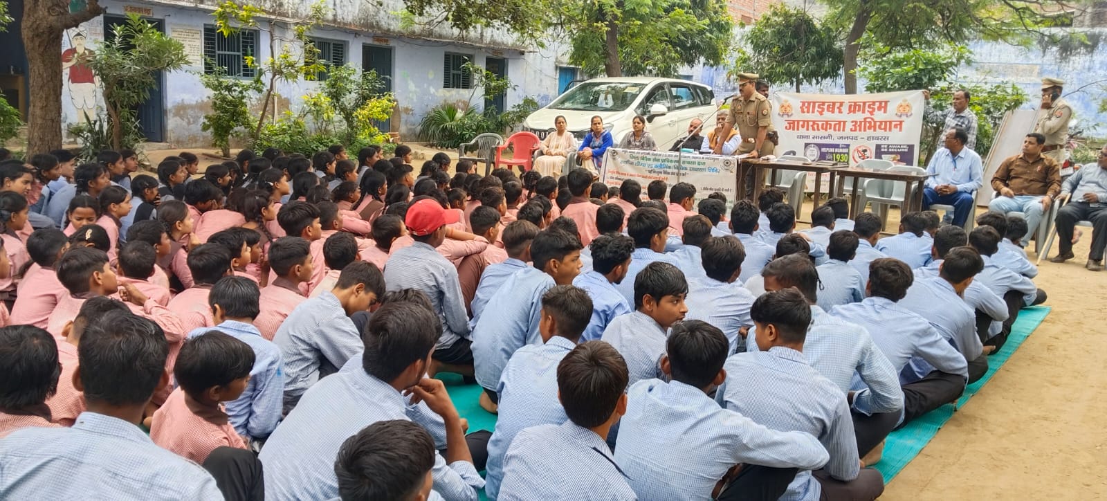 विधिक जागरूकता व साइबर सुरक्षा पर सासनी में मिशन शक्ति कार्यक्रम आयोजित