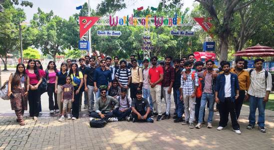 राजीव एकेडमी के छात्र-छात्राओं ने वर्ल्ड्स ऑफ वंडर में उठाया लुत्फ, बीसीए की टोली बोली- रोमांच और सीख से भरी रही यह शैक्षिक यात्रा