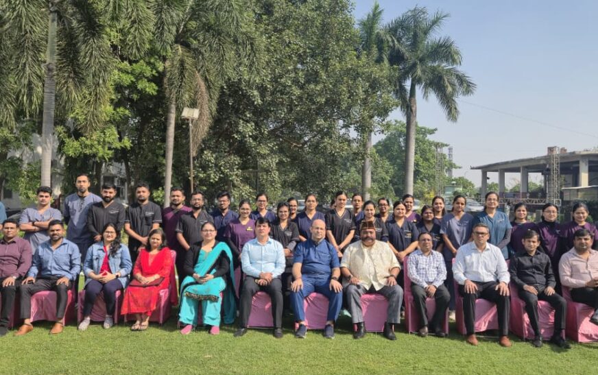 के.डी. डेंटल कॉलेज एण्ड हॉस्पिटल में हुई एंटी रैगिंग पर कार्यशाला, डॉ. निदर्श डी. हेगड़े बोले – शिक्षा संस्थानों में पारिवारिक माहौल होना जरूरी