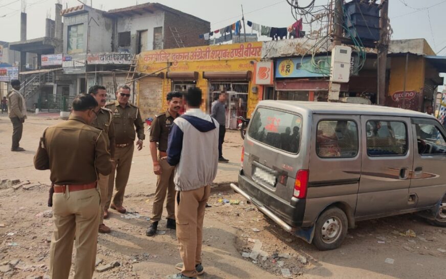 ओवरलोड, तीन सवारी, ड्रिंक एंड ड्राइव पर चला पुलिस का डंडा, 350 वाहनों के चालान किये