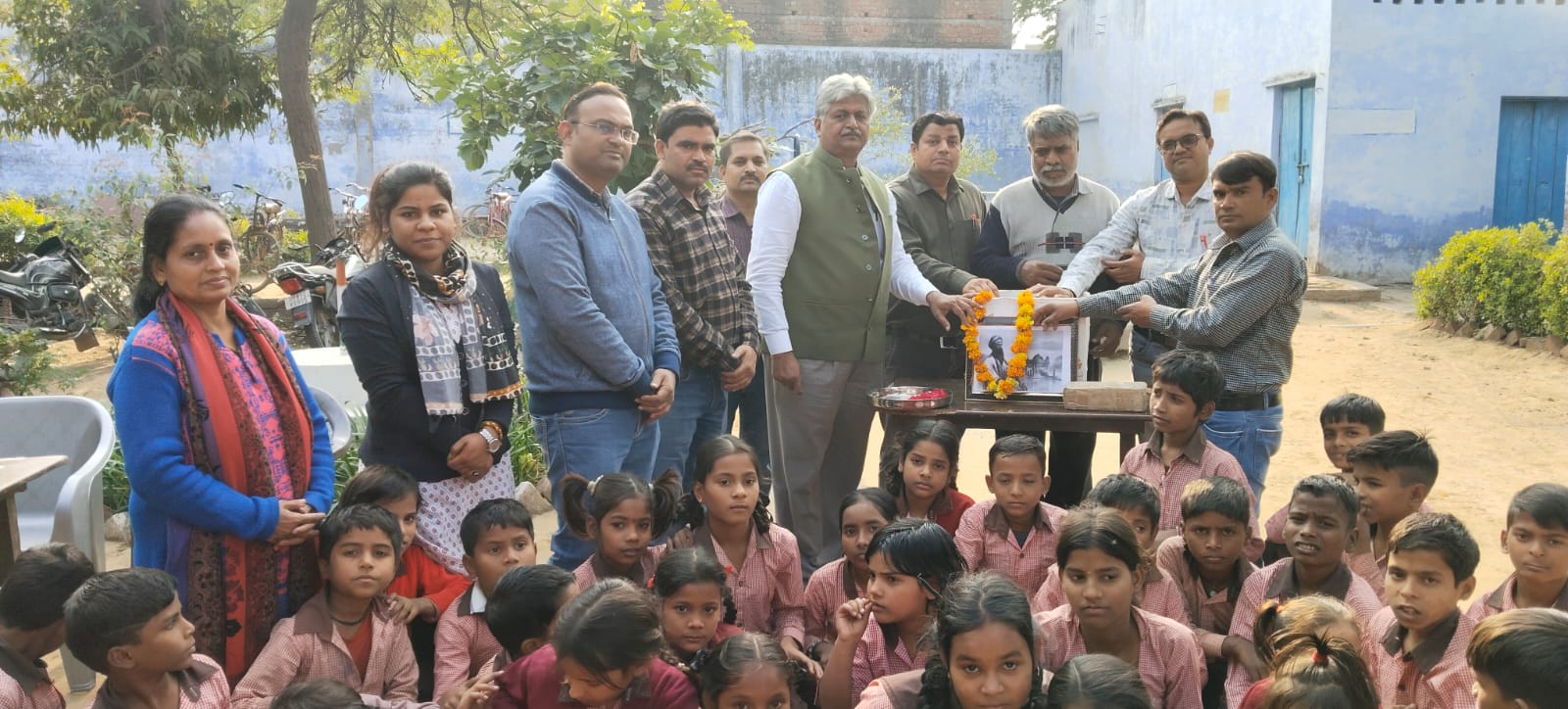 सासनी : विद्यापीठ इंटर कॉलेज में गुरु तेग बहादुर शहीद दिवस मनाया