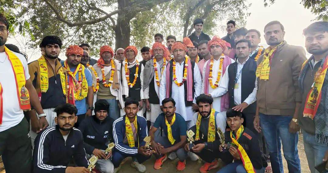 सोनई के हरिओम ने जीती दौड़ प्रतियोगिता, सादाबाद क्षेत्र के गांव घाटमपुर में हुआ आयोजन, दर्जनों युवाओं ने लिया भाग