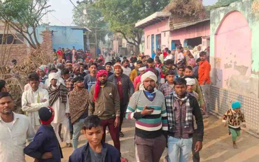 सादाबाद : बच्चों को लेकर दो पक्षों में जमकर मारपीट