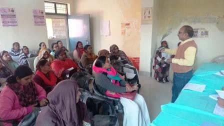 हसायन : पल्स पोलियो अभियान को लेकर स्वास्थ्य कार्यकत्रियो को किया प्रशिक्षित