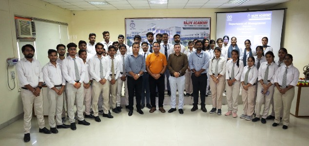 राजीव एकेडमी में फिनटेक इनोवेशन्स पर हुआ अतिथि व्याख्यान, डिजिटल ट्रांसफॉर्मेशन और वित्तीय प्रबंधन से रूबरू हुए एमबीए विद्यार्थी