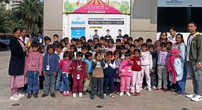 एसएसडी के नन्हे-मुन्ने विद्यार्थियों का आगरा GIFI में रोमांचक एवं यादगार शैक्षणिक भ्रमण