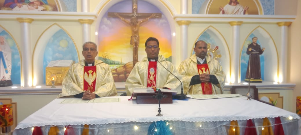 संत फ्रांसिस गिरजाघर में ख्रीस्त जयंती का महोत्सव हर्षोल्लास के साथ सम्पन्न