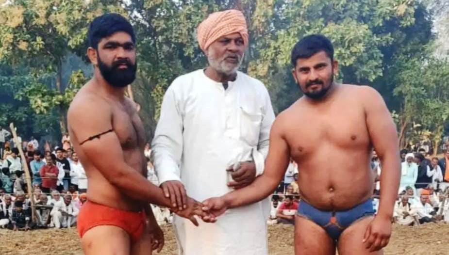 सादाबाद क्षेत्र के पहलवान ने नेपाल में जीती कुश्ती, कई राज्यों में अंतरराष्ट्रीय स्तर पर कुश्ती जीतकर बढ़ाया क्षेत्र का गौरव