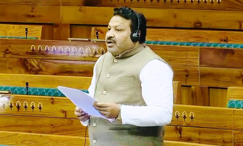 हाथरस सांसद अनूप प्रधान ने संसद में उठाई दाऊजी मंदिर के जीर्णोद्धार की मांग