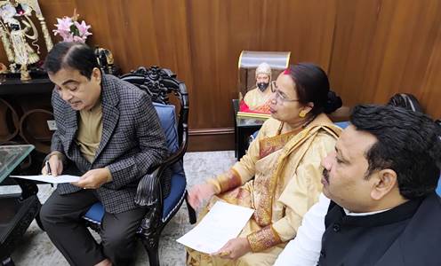 हाथरस के सांसद व विधायक ने केंद्रीय मंत्री नितिन गडकरी से की हाथरस आउटर रिंग रोड निर्माण की मांग