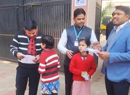 शांति पूर्ण सम्पन्न हुई नवोदय प्रवेश परीक्षा, सादाबाद के कई स्कूलों को बनाया गया था परीक्षा केंद्र, फोटो मिलान नहीं होने पर परीक्षा नहीं दे पाई छात्रा