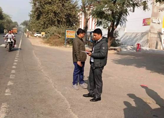 सादाबाद : एसडीएम ने आगरा-अलीगढ़ राष्ट्रीय राजमार्ग पर सुरक्षा उपायों को लेकर दिशा-निर्देश दिए