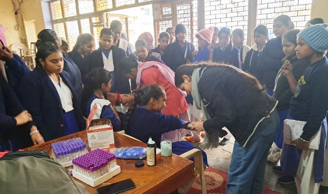 हाथरस में समाज कल्याण एवं शांति संगठन (स्वापो) द्वारा निःशुल्क हीमोग्लोबिन जांच शिविर आयोजित