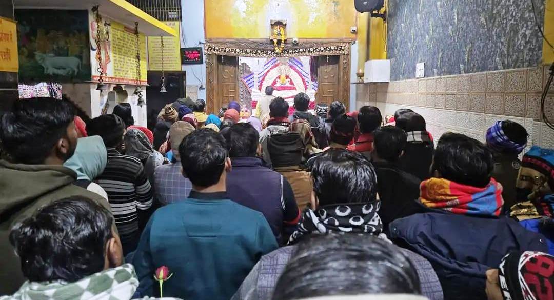 सादाबाद : छप्पन भोग और गिरिराज की भक्ति में चूर होकर झूमेंगे भक्त, गिरिराज जी धाम और खाटू श्याम मंदिर परिसर में 4 जनवरी को होगा भजन संध्या का आयोजन