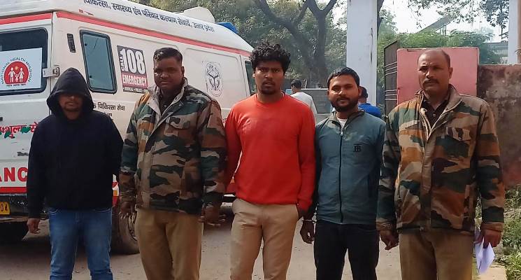 हसायन : चर्च मार्केट के सामने भूखंड निर्माण को लेकर विवाद, पांच युवकों का शांतिभंग में चालान