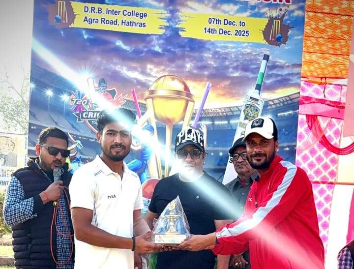 एक विकेट से थ्रिलर जीत, फिर भी हाथरस हीरोज को नहीं मिला सेमीफाइनल का टिकट