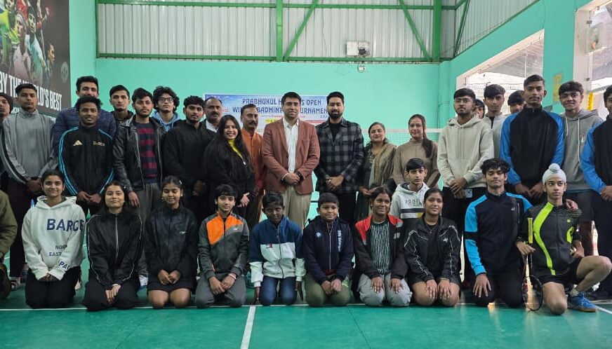 प्रभुकुल हाथरस ओपन विंटर बैडमिंटन टूर्नामेंट 2026 : अंश हांडा ने मेंस सिंगल्स व अंश-अक्षांश की जोड़ी ने मेंस डबल्स फाइनल का खिताब जीता, डीएम अतुल वत्स ने खिलाड़ियों का बढ़ाया उत्साह