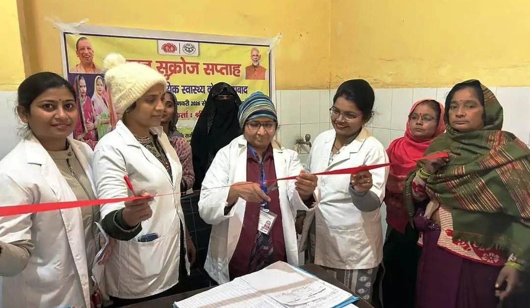 सादाबाद : मातृत्व मेले में 45 गर्भवती महिलाओं को बांटी गई दवा, हाई रिस्क प्रेगनेंसी के बारे में महिलाओं को दी गई विस्तार से जानकारी