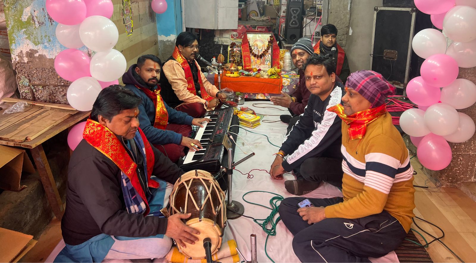 सिकंदराराऊ की सब्जी मंडी में मकर संक्रांति पर हुआ सुंदरकांड पाठ का आयोजन