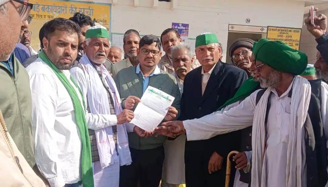 स्मार्ट मीटर के बाद भेजे जा रहे मनमाने बिजली बिल, किसानों की विभिन्न समस्याओं को लेकर भारतीय किसान यूनियन ने सौंपा एसडीएम को ज्ञापन