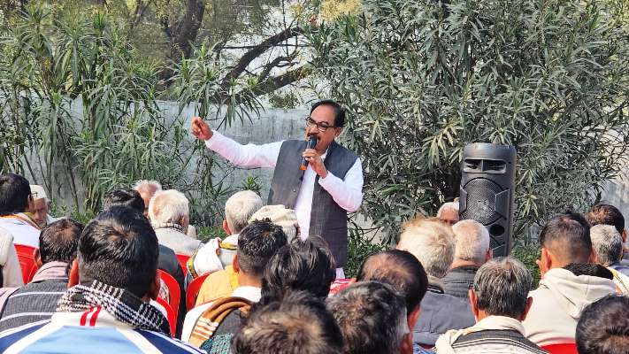 सिकंदराराऊ में ट्रामा सेंटर के संचालन को लेकर हस्ताक्षर अभियान शुरू